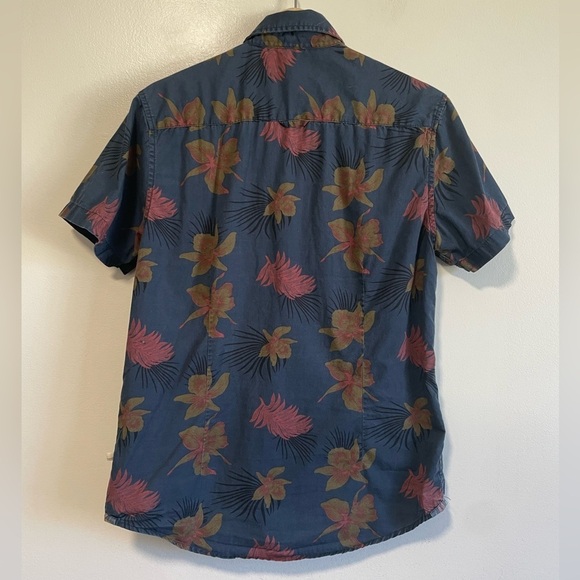 Zip Code Navy Blue Men’s  Hawaian Button Up Shirt - Picture 6 of 9